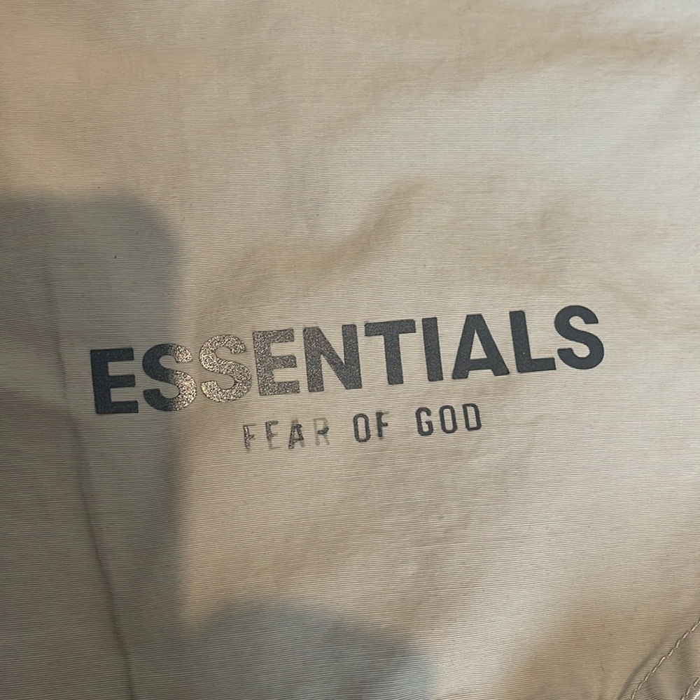 Essentials Beige Shorts - Picture 3 of 4